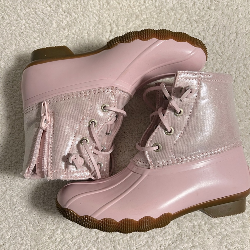 Sperry salt water duck boots, blush. Size 13